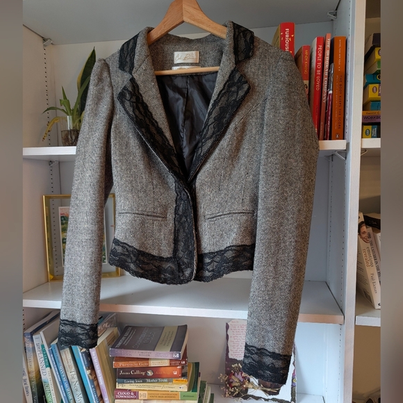 Y2K Women's Blazer with Lace Trim Size Medium Office Chic Career Work - Picture 2 of 7